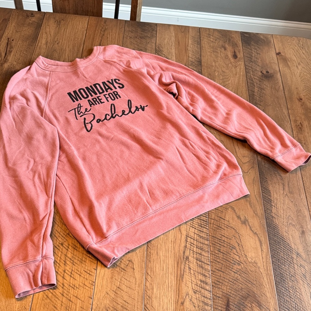 Dusty Rose Graphic Sweatshirt